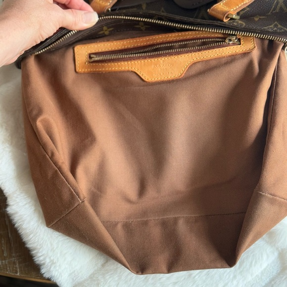 Louis Vuitton Piano bag *authentic* - Picture 11 of 16